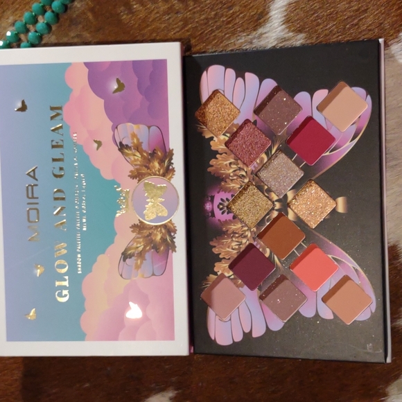 Moira Shadow Palettes bundle - Picture 4 of 6